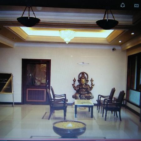 Отель Veena Regency Chas Экстерьер фото