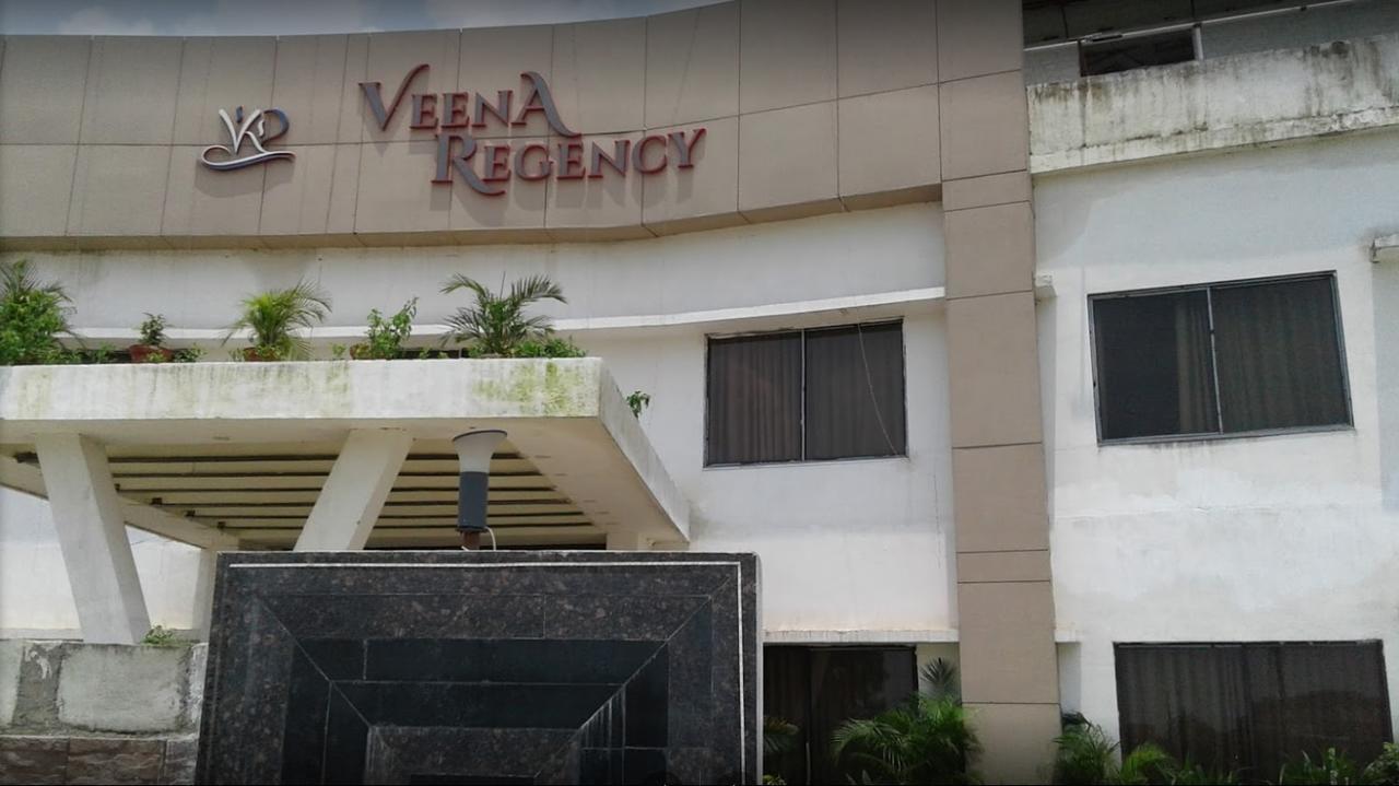 Отель Veena Regency Chas Экстерьер фото