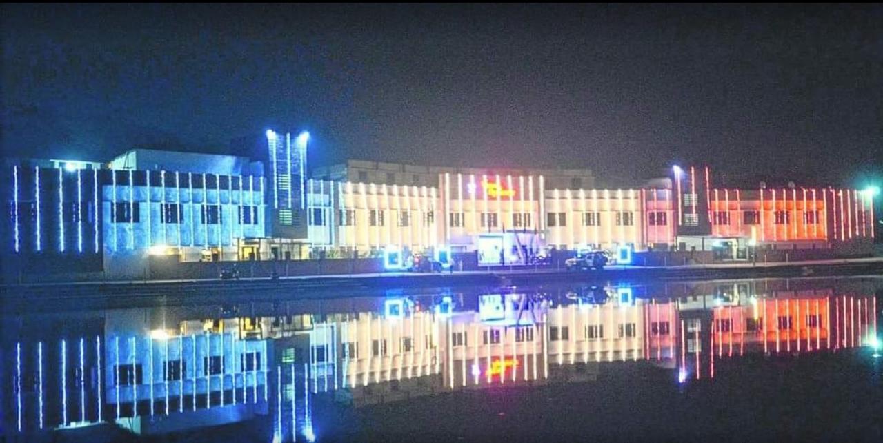 Отель Veena Regency Chas Экстерьер фото